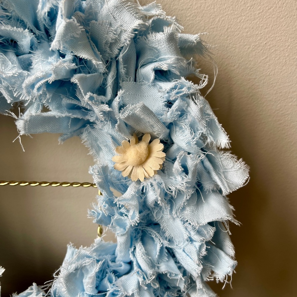 Light Blue Rag Wreath - Picture 3 of 4